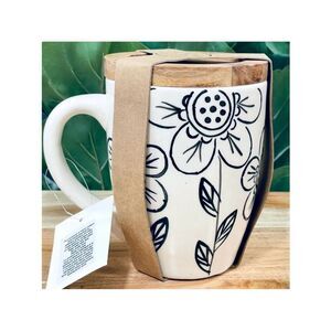 NWT Made in India Off White & Black Floral Coffee Mug & Wood Coaster Lid Set